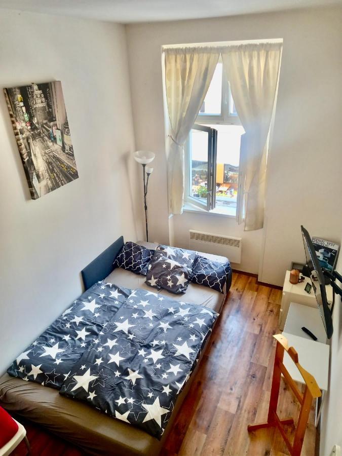 Karlin Cozy Studio Прага Екстер'єр фото